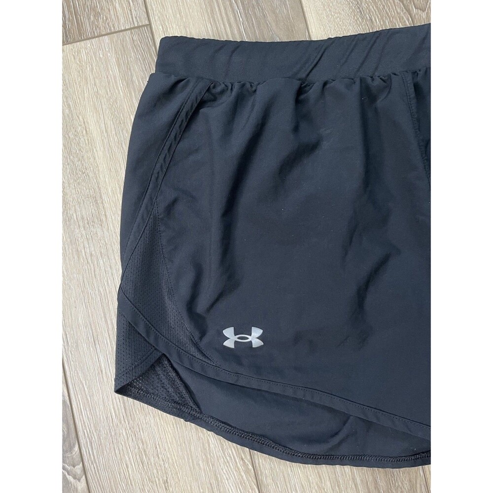 Under Armour UA Fly By Black Lined Athletic Shorts Women’s Sz Medium Gym Workout - Picture 3 of 8
